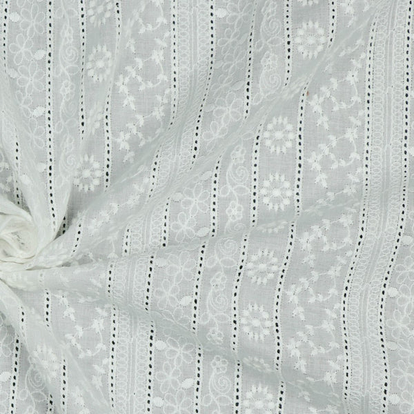 Broderie anglaise "lignes brodées" blanche - 100% coton (prix pour 10cm)