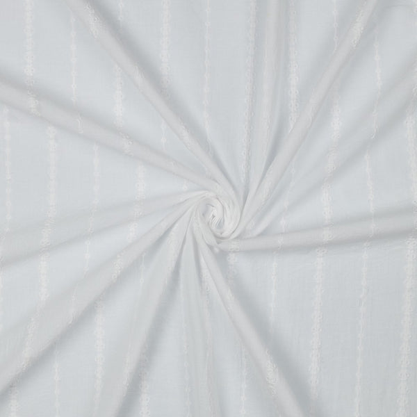 Voile de coton lignes brodées - fond blanc - certifié oeko-tex (prix pour 10cm)