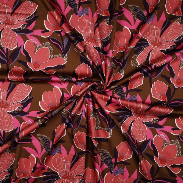 Satin de coton "Magnolia noix de muscade - fuchsia"  crée par Nerida Hansen (prix pour 10cm)