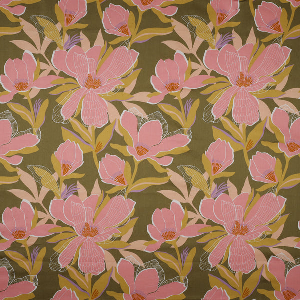 Satin de coton "Magnolia vert mousse - blush"  crée par Nerida Hansen (prix pour 10cm)