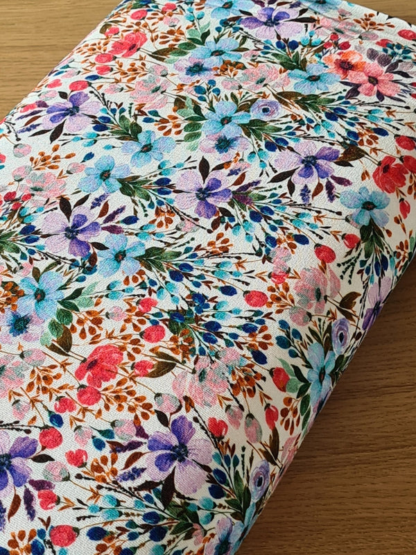 Coupon de 1,46m de Jersey de viscose - Fleurs des champs sur fond blanc certifié Oeko-tex (prix pour le coupon)