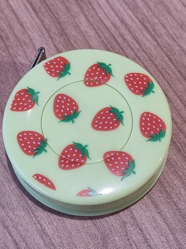 Mètre ruban enrouleur fraise (prix à la pièce)