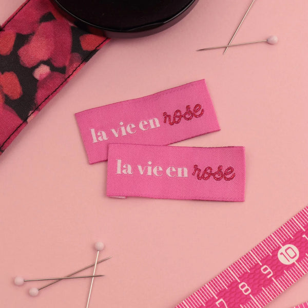 Etiquette tissée à coudre Bohin -  "La vie en rose" (prix à l'unité)