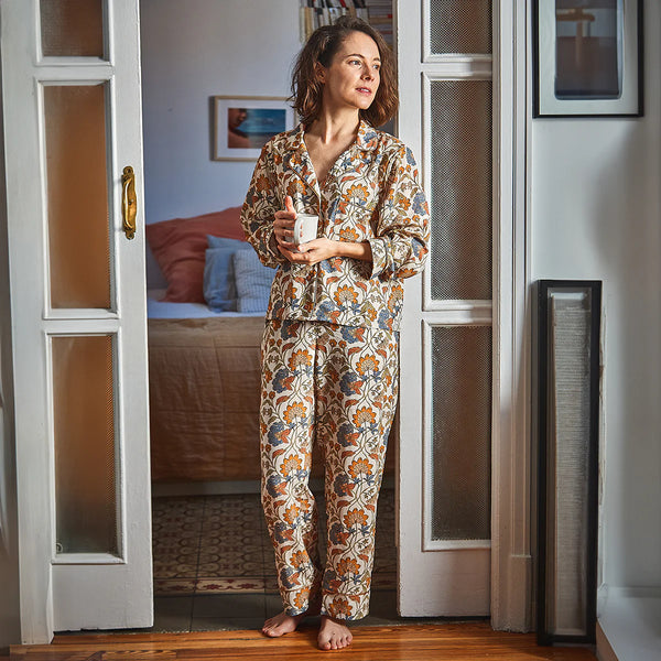 Pyjama Budapest femme de Ikatee - taille 32 à 52  (fr et angl)