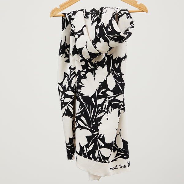Crêpe de viscose "Flora shade creamy white" Eco-Vero de Mind the Maker (prix pour 10cm)
