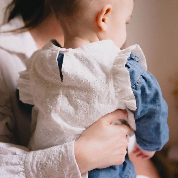 Pochette du palstron, pull sans manches ou bavoir Adélaïde de Ikatee - de 6mois à 4 ans (fr et angl)