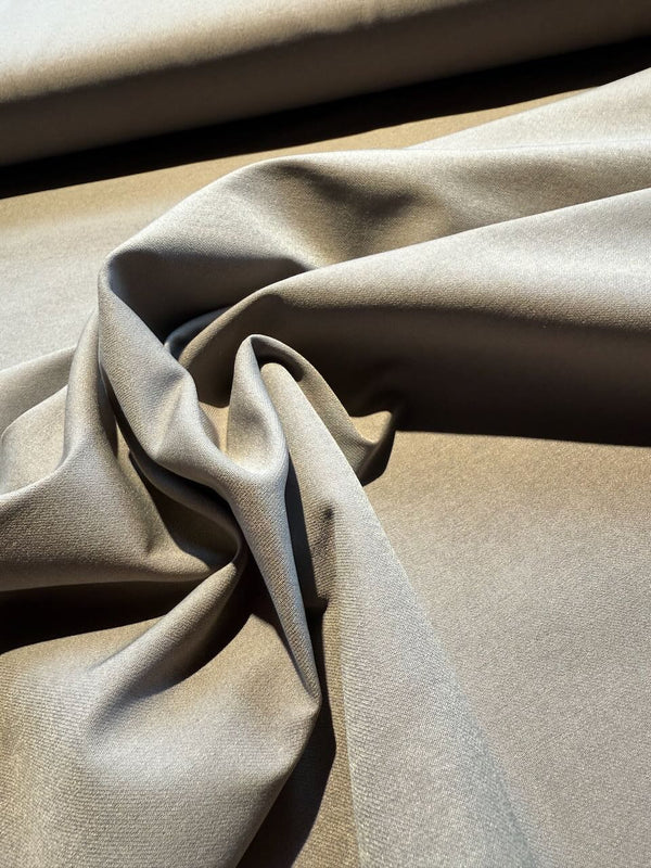 Tissus stretch "Priscilla" gris (prix pour 10cm)