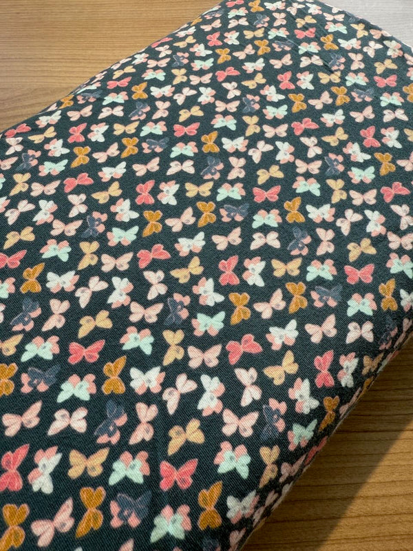 Jersey "Papillons" de la marque Art Gallery Fabrics certifié oeko-tex (prix pour 10cm)