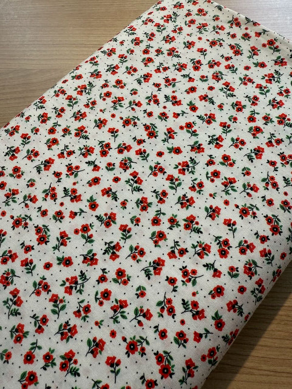 Popeline mini fleurs rouges (prix pour 10cm)