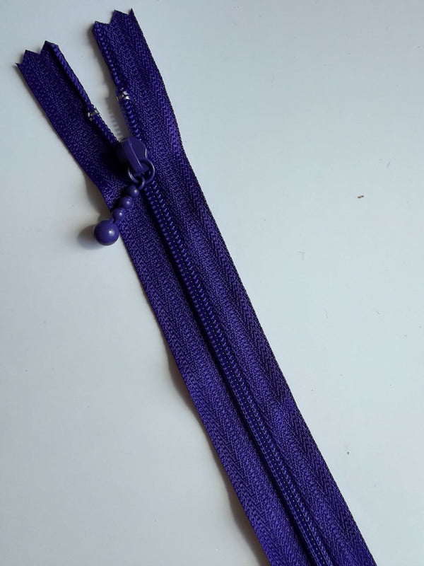 YKK - zip non séparable 20cm avec curseur décoration boule - couleur mauve 029 (prix à la pièce)