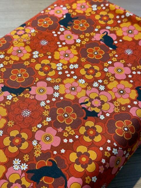 Popeline de coton japonaise " Chats et fleurs vintage" rouge/orange (prix pour 10cm)