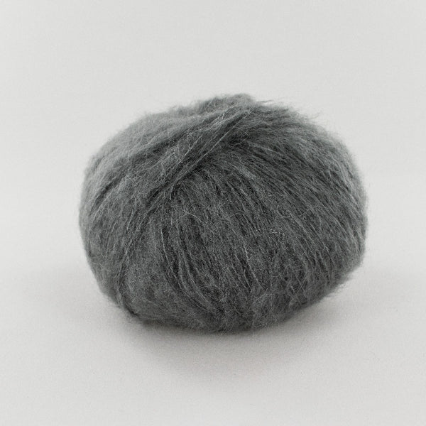 Fonty - Saperlipopette - colori 5044 - gris souris (prix pour 1 pelote - Baby suri - soie - mérinos)