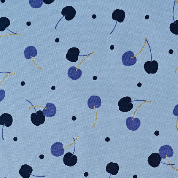 Oxford japonais "Le temps des cerises" de marque Kokka fond  bleu tendre (prix pour 10cm)