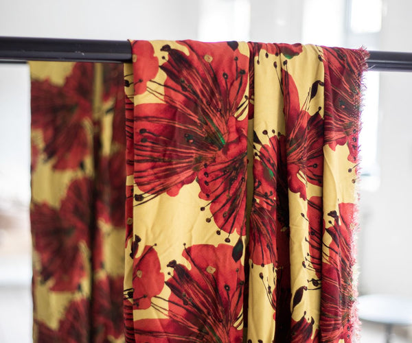 Coupon de 1,97m de Viscose twill "Botanical Bliss couleurs fauves" oeko-tex de Mind the Maker (Prix pour le coupon)
