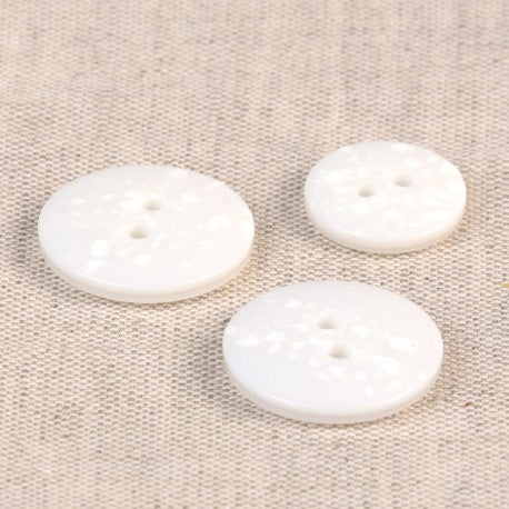 Boutons en plastique recyclé - 2 trous 15mm - blanc (prix à la pièce)