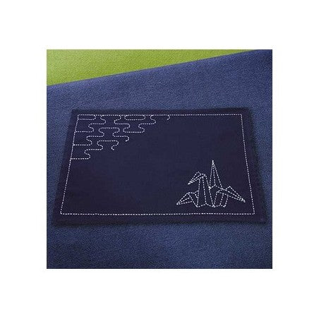 Kit set de table indigo grue à broder en sashiko (prix pour le kit complet)
