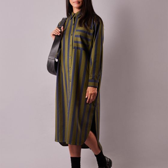Patron de la robe chemise de Atelier Brunette