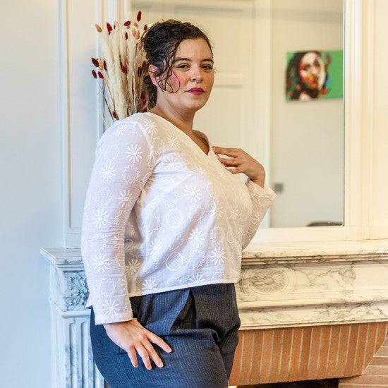 Patron de la Blouse / robe Elise de Coralie Bijasson du 34 à 56 (fr/angl)