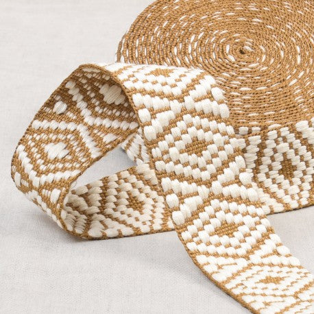 Sangles jacquard ethniques blanc et ocre 38mm  (Prix pour 50cm)