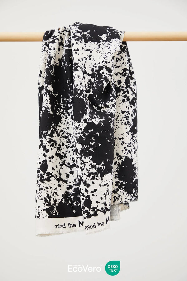 Crêpe de viscose "Shadow splash creamy white" Eco-Vero de Mind the Maker (Prix pour 10cm)