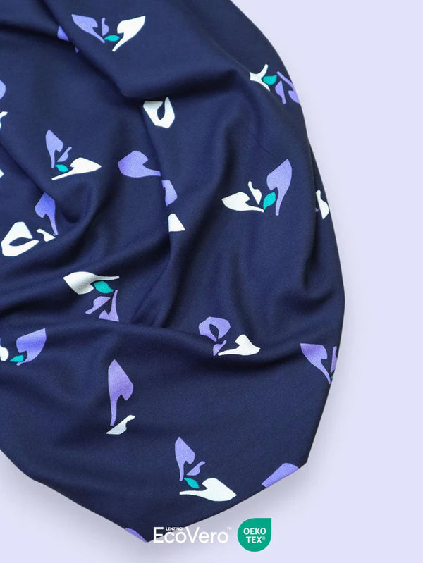 Crêpe de viscose " Sprout indigo night" Eco-Vero de Meet Milk (Prix pour 10cm)
