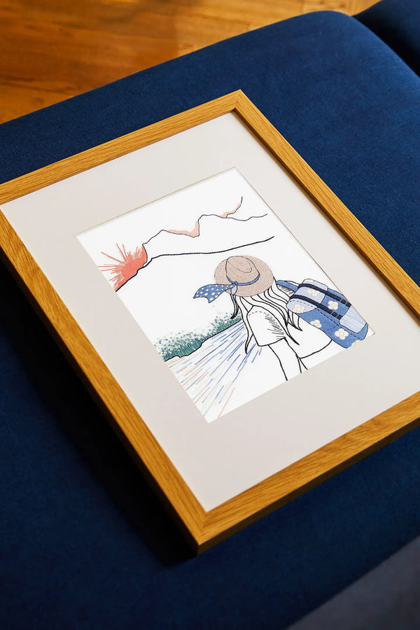 Kit à broder Randonneuse par Joanna Hateley - marque DMC (prix pour le kit)