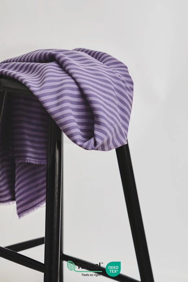 Twill de lyocell ligné mauve de la marque Meet Milk certifié oeko-tex et lenzing (prix pour 10cm)