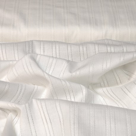 Voile de coton brodé blanc "jour brodé" (prix pour 10cm)