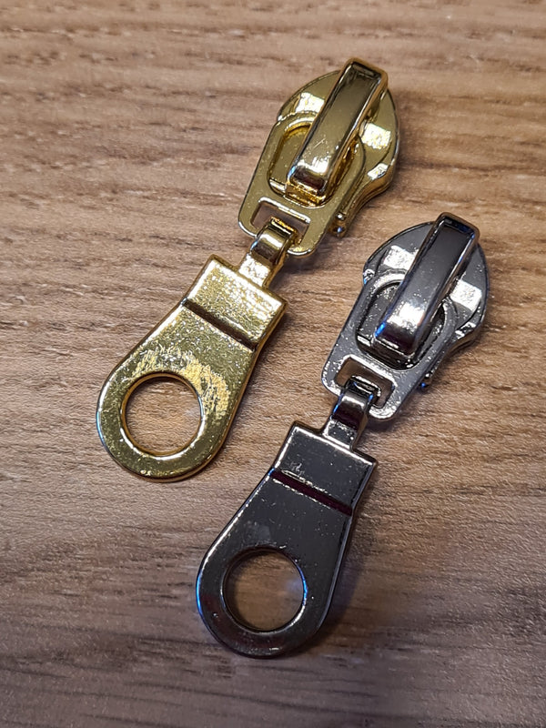 Curseurs pour fermeture éclair / tirette / zip au mètre taille 5mm - argent et or (prix pour 1 curseur)