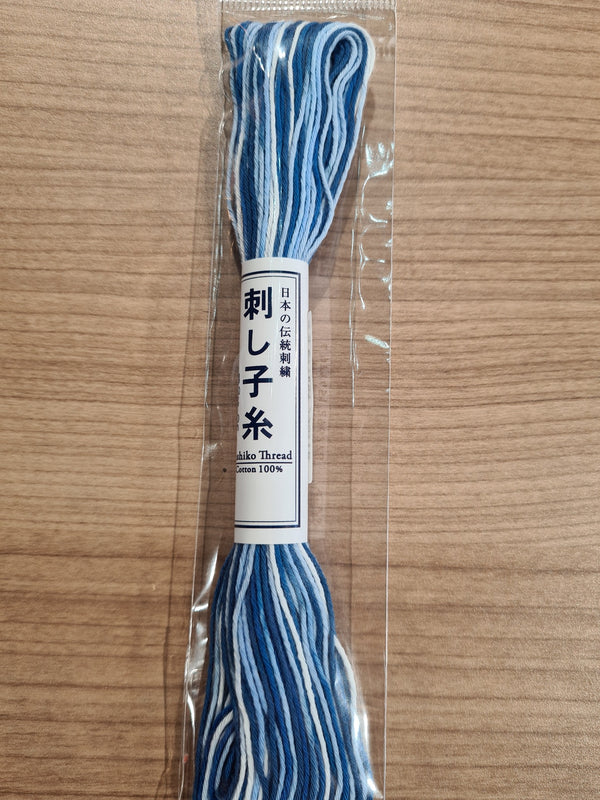 Fil sashiko de marque Olympus - Dégradé de bleu - 20m (prix à la pièce)
