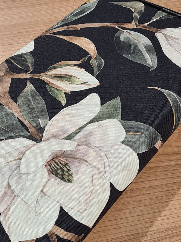 Canvas grandes fleurs blanches sur fond noir certifié oeko-tex - 100% coton (prix pour 10cm)