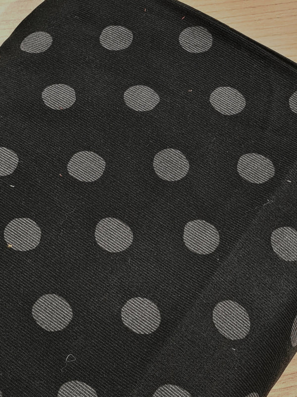 Velours milleraies noir à pois gris - 100% coton de marque Kokka (Prix pour 10cm)