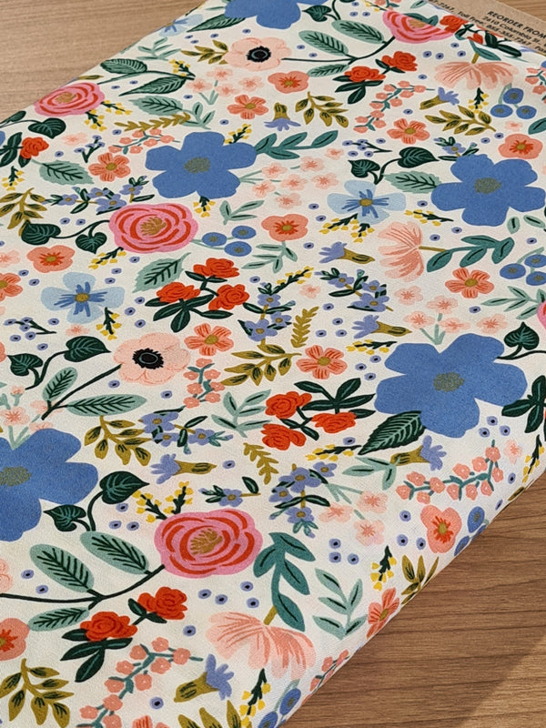 Viscose Rifle Paper co "Primavera" sur fond blanc (prix pour 10cm)