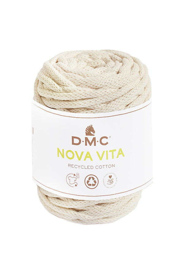 Nova Vita 12 de la marque DMC (prix à la pelote)