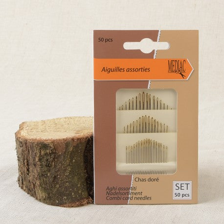 Set de 50 aiguilles assorties à coudre et à repriser (prix de la pochette)